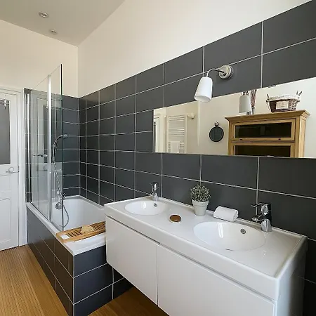 Elegante Maison De Charme 5 Et Jardin Nyaraló *